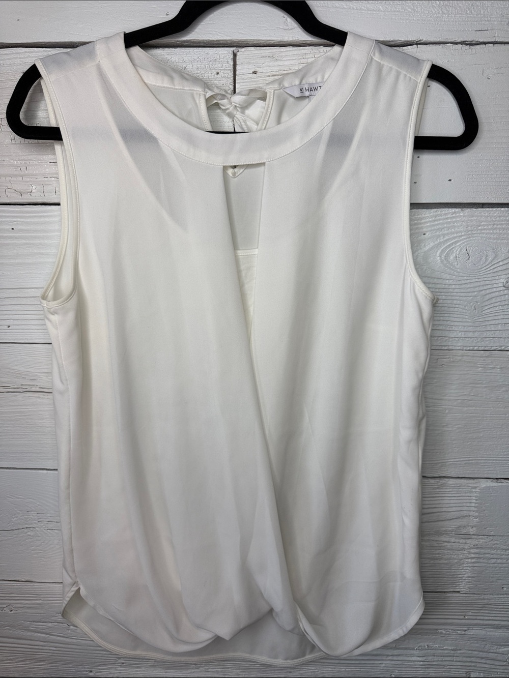 41 Hawthorn Ivory Sleeveless Twist-Front Blouse